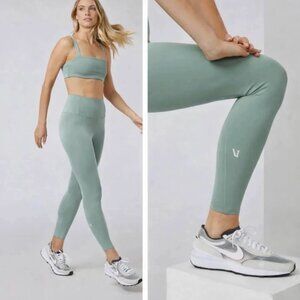 Vuori Evolve Leggings in Sea Pine Green Medium High Waist Blue Foam Sage Mint M
